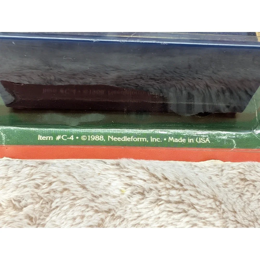 Needleform sealed new